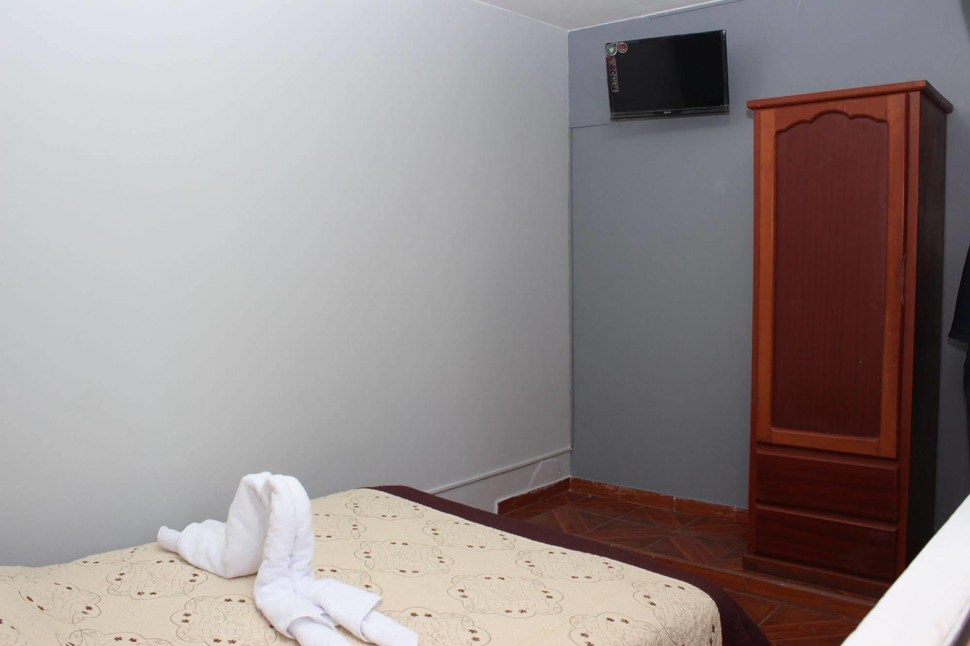 Hostal Las Fresas Lima Airport Callao Zewnętrze zdjęcie