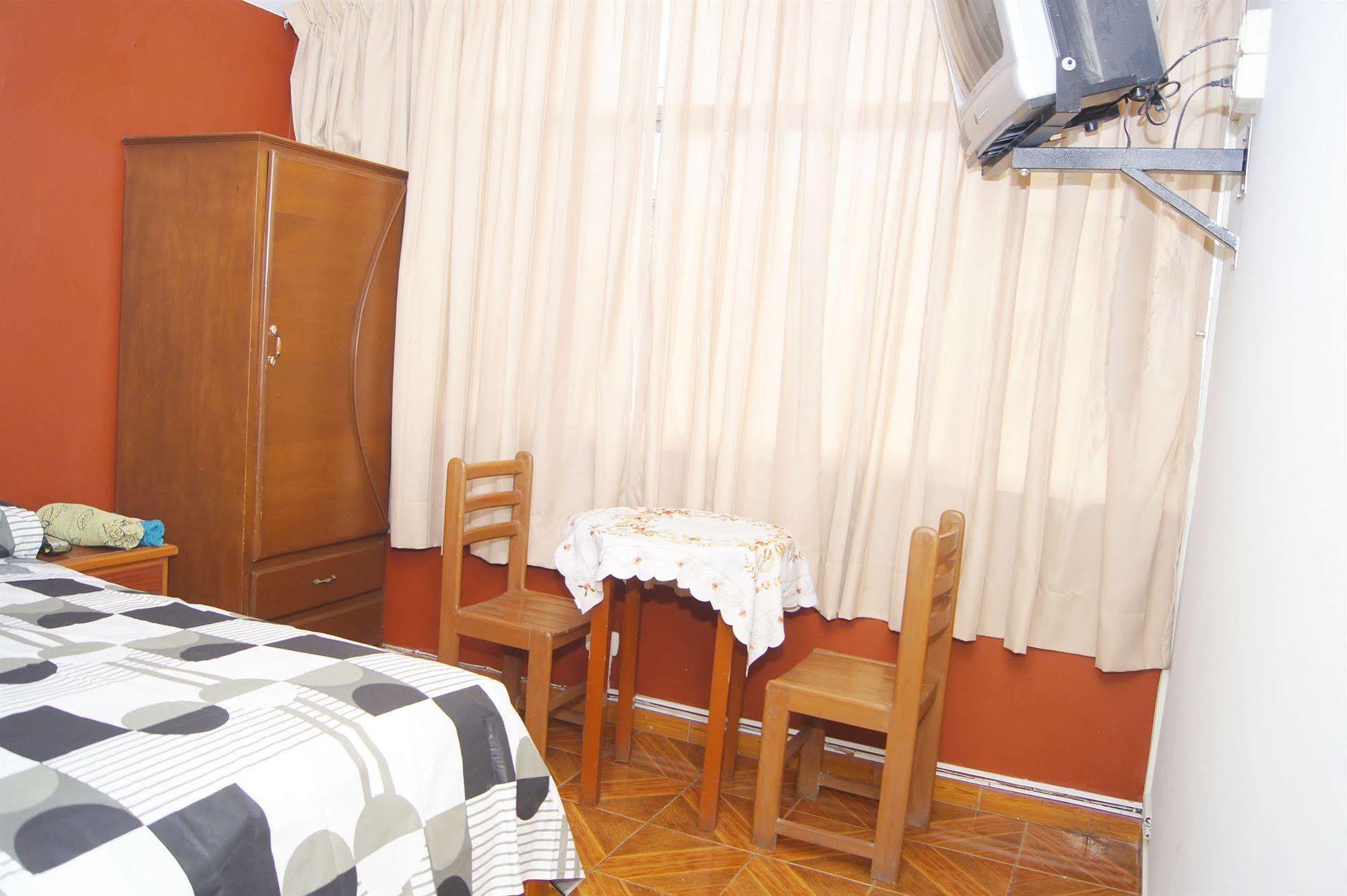 Hostal Las Fresas Lima Airport Callao Zewnętrze zdjęcie