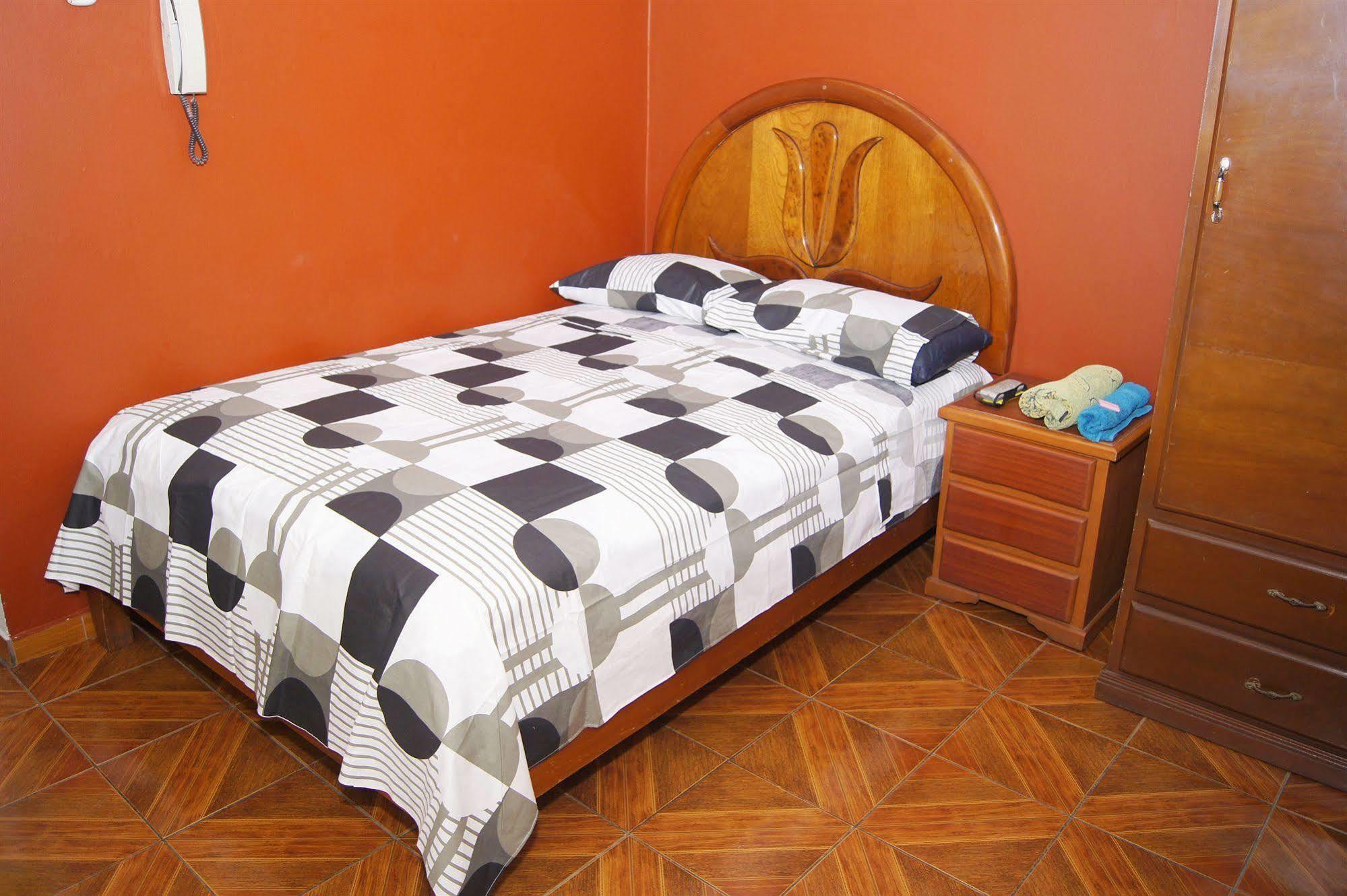 Hostal Las Fresas Lima Airport Callao Zewnętrze zdjęcie